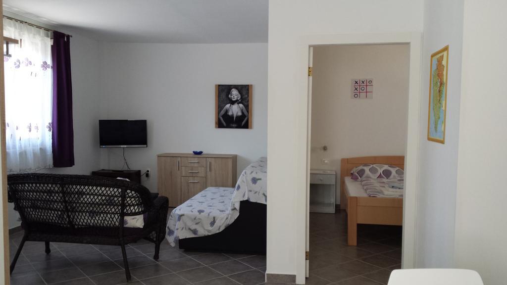Abba Apartment Sveti Lovreč Pazenatički Εξωτερικό φωτογραφία